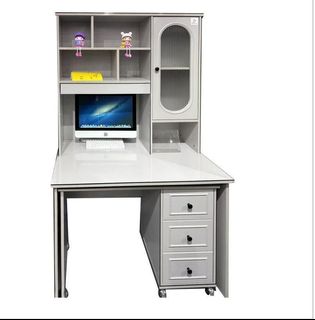(Category: ) located in . Submitted by teamberfurnituresg (Listing ID 1361976013, Image 1). Description: .