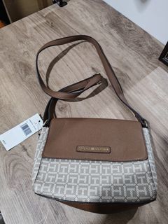 (Category: ) located in . Submitted by goodiesfromusa (Listing ID 1362066847, Image 1). Description: .