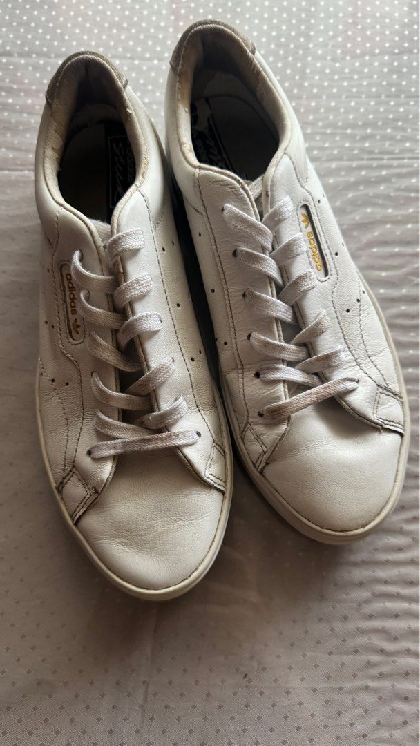 Original Adidas Sleek - Leather Sneakers (Category: Sneakers) located in Agno. Submitted by ursecondhand_chic (Listing ID 1362002542, Image 1). Description: Original Adidas Sleek •heavily used - see pics for more details •what you see is what you get •No box na po since padala lang from States •24 CM in sole - US 7 women •goods pa po ung exterior leather (pls zoom po ung provided images of the item for better reference) •maganda pa po gamitin. de
