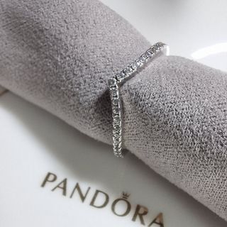 Pandora wishbone with CZ