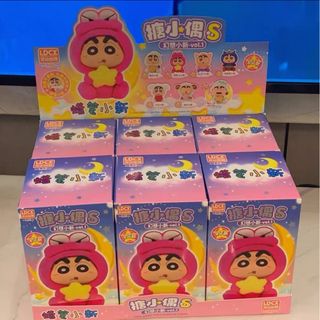 (Category: ) located in . Submitted by cloudy.cherries (Listing ID 1362006055, Image 1). Description: .