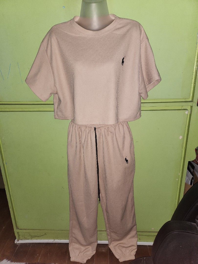 RL coords pants (Category: Sets & Coordinates) located in Quezon City. Submitted by xtinemaye (Listing ID 1362091717, Image 3). Description: RL coords pants garterized jogger pants8 fits to small to large frame used once lng RFS: Decluttering.