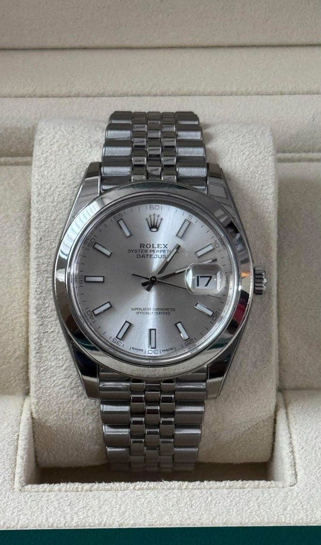Rolex Datejust 41 “Silver dial” (Category: Luxury Watches) located in Manila. Submitted by watchguyph (Listing ID 1361958446, Image 1). Description: Steal deals ‼️ For Sale 525k Rolex Datejust 41 41mm Smooth Bezel 2018 Full set Condition 9.8/10 Open to authentication Pm for inquiries.