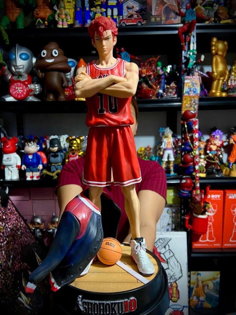 SLAMDUNK SET (5pcs. Na po) (Category: Figurines & Statues) located in Pasig City. Submitted by akindzshop2 (Listing ID 1361981821, Image 3). Description: SALE! SALE! SALE! 6000 pesos Nalang po Complete set na. *** Original Price 8500 set SLAMDUNK SET (5pcs. Na po) 1/6th scale po ito 12 inches to 14 inches tall po 5PCS. Na PO ITO Solid Rubber PVC Mabigat po ito hinde sya hallow With base bawat isa Yung isa po natatangg ang Varsity jacket nya Lahat