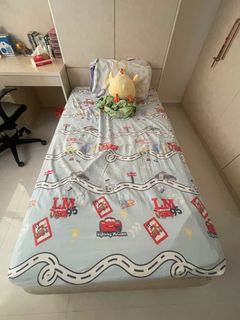 (Category: ) located in . Submitted by jia_.a (Listing ID 1361997588, Image 1). Description: .