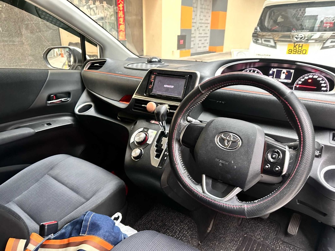 Toyota SIENTA Auto62863130054787114