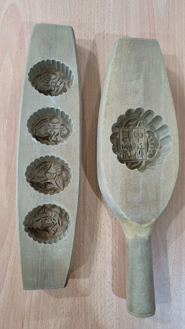 Traditional mooncake mould