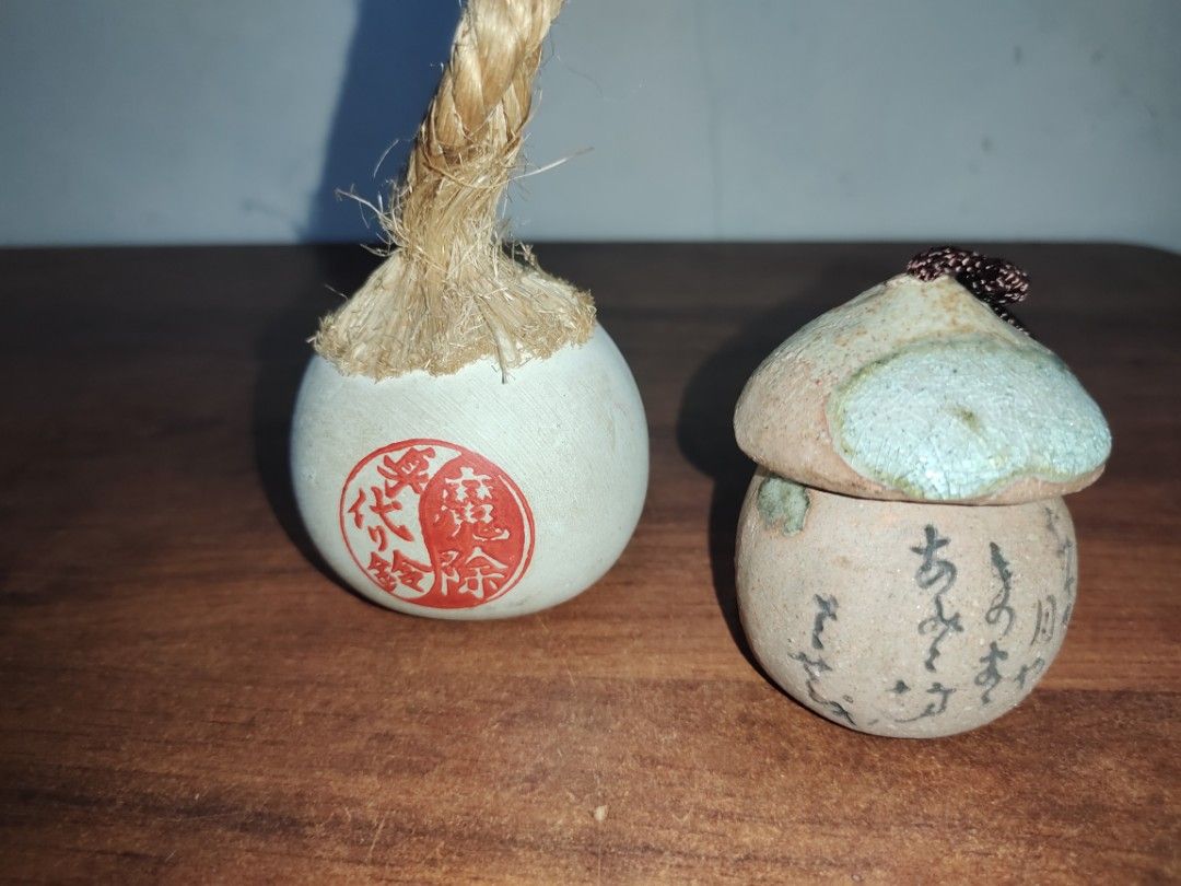 Vintage Ceramic Bell (Category: Vintage Collectibles) located in Quezon City. Submitted by handpicked_items (Listing ID 1362105457, Image 1). Description: .