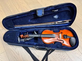 （分類：）位於 。 由 g.i.a. 提交（商品編號 1362032850，圖片 1）。簡介： 。