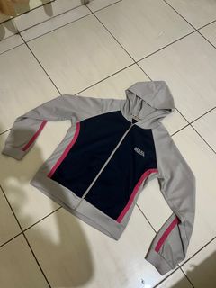 (Kategori: ) berada di . Dikirim oleh rewearstudio_ (ID iklan 1362070722, Gambar 1). Deskripsi: .