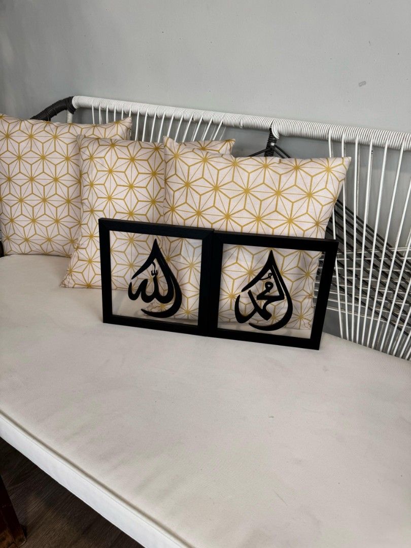 Wall decor64885409217411112