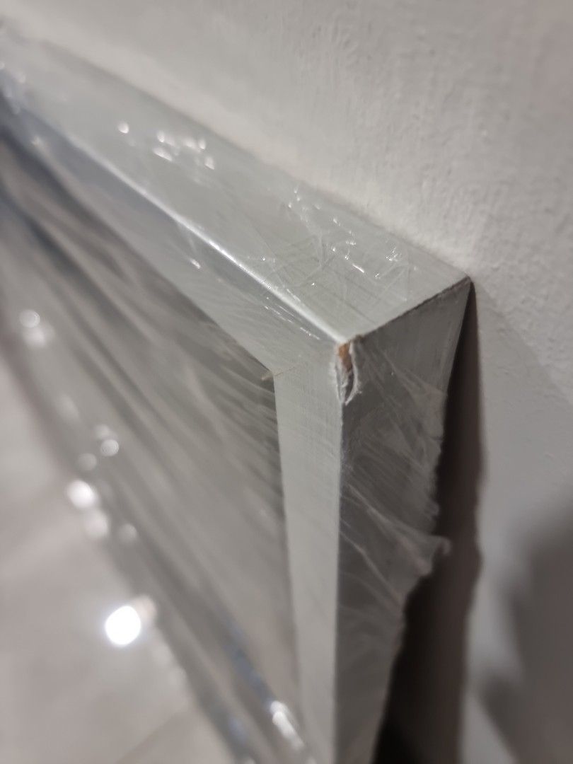 Wall frame64885409397123112
