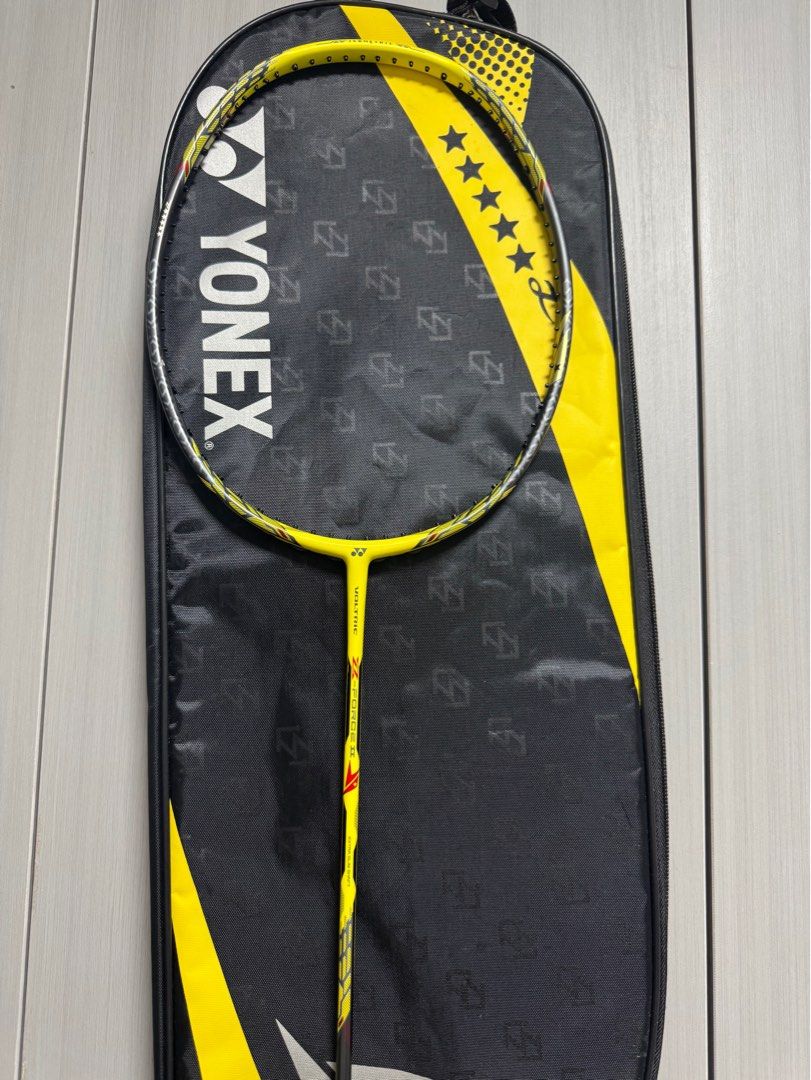 Yonex Voltric Z-Force II 黃林丹, 運動產品, 運動與體育, 運動