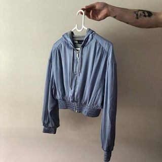 (Kategori: ) berada di . Dikirim oleh maniksa (ID iklan 1362064591, Gambar 1). Deskripsi: .