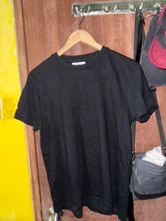 (Category: ) located in . Submitted by prldgds (Listing ID 1361999882, Image 1). Description: .