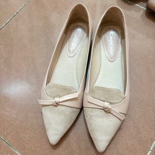 （分類：）位於 。 由 envir.secondhand 提交（商品編號 1362127835，圖片 1）。簡介： 。