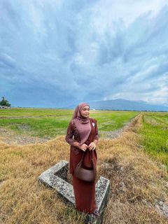 (Category: ) located in . Submitted by syaz_92 (Listing ID 1362170904, Image 1). Description: .