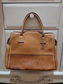 (Kategori: ) berada di . Dikirim oleh allgoodcondition (ID iklan 1362298670, Gambar 1). Deskripsi: .