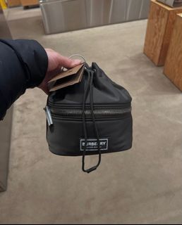 （分類：）位於 。 由 bobobomeow 提交（商品編號 1362267977，圖片 1）。簡介： 。
