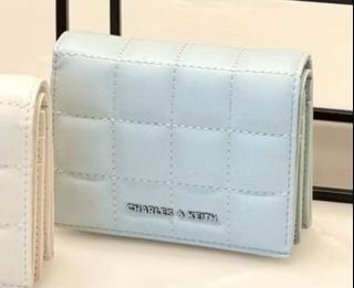 由 __tseng_ (刊登 ID 1362217325，圖片 1) 提交，位於 的 (類別：)，說明：。