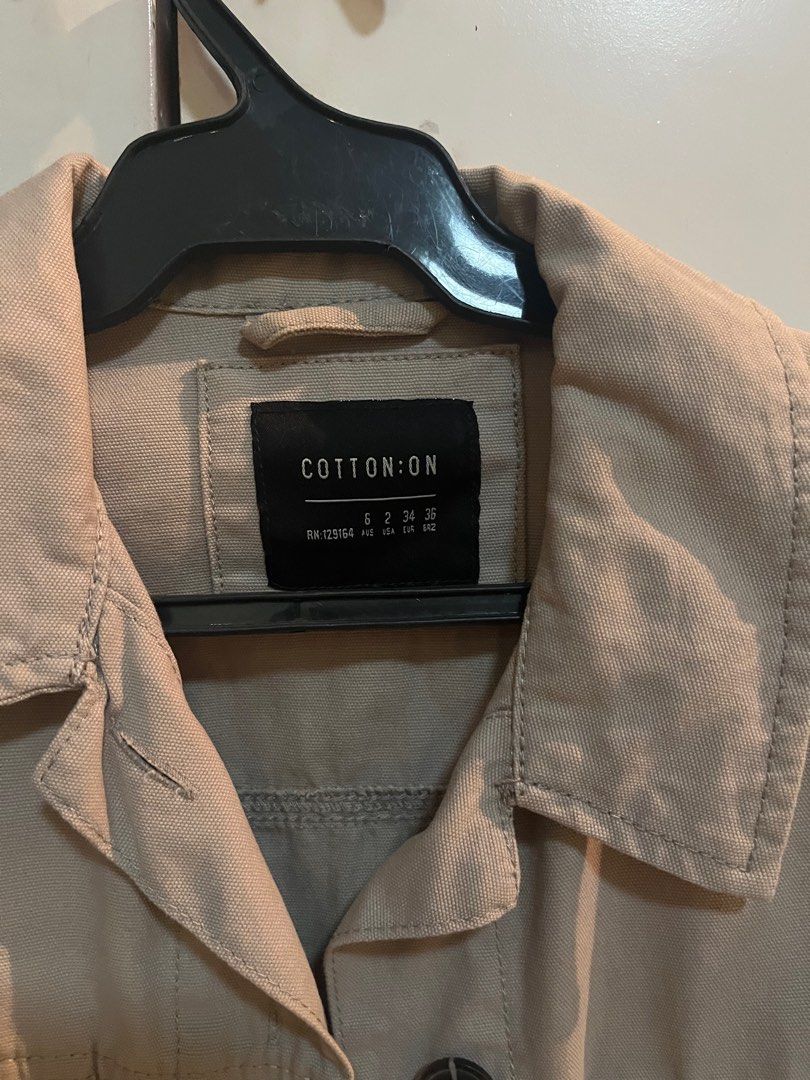 Cotton On Khaki Jacket (Category: Coats, Jackets and Outerwear) located in Mandaluyong City. Submitted by blueliberationnotes (Listing ID 1362228437, Image 2). Description: .