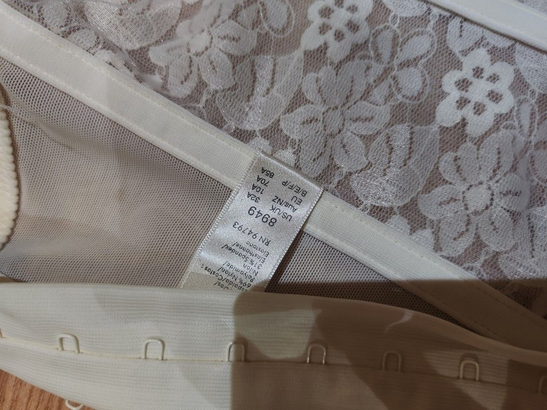 DOMINIQUE lace corset (Category: Blouses) located in Manila. Submitted by pintarest (Listing ID 1362271076, Image 3). Description: Lace corset 32A But i think 32b is the best fit.