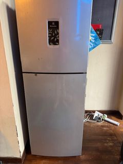 (Category: ) located in . Submitted by eksmitty (Listing ID 1362156652, Image 1). Description: .