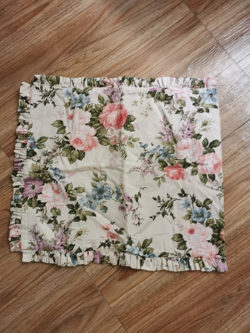 1 pc Vintage Floral Pillow Case (Category: Cushions & Throws) located in General Trias. Submitted by cleofe.ph (Listing ID 1362125494, Image 1). Description: 16x16 inches Location: GenTri, Cavite MOP: Gcash Shipping nationwide via J&T #decluttering #preloved.