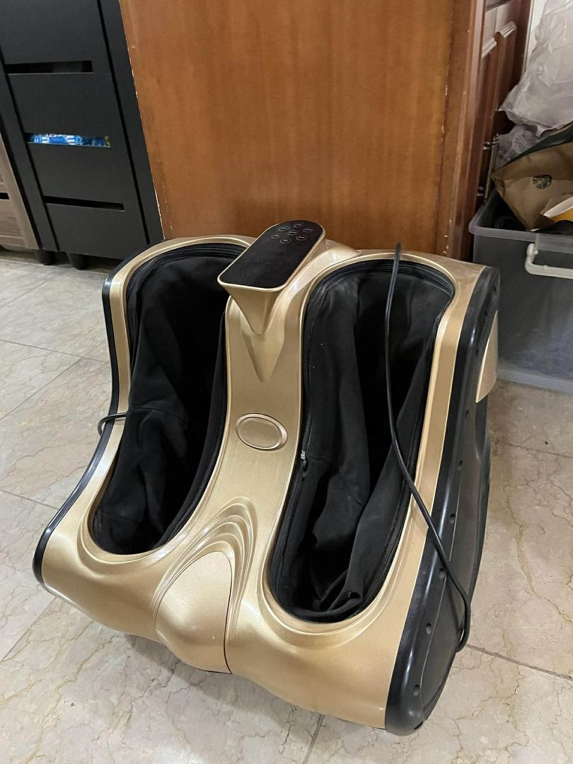 Foot Massage (Category: Massage Devices) located in Pasig City. Submitted by timothyfra75573 (Listing ID 1362211952, Image 1). Description: In good condition. Perfect while watching TV..