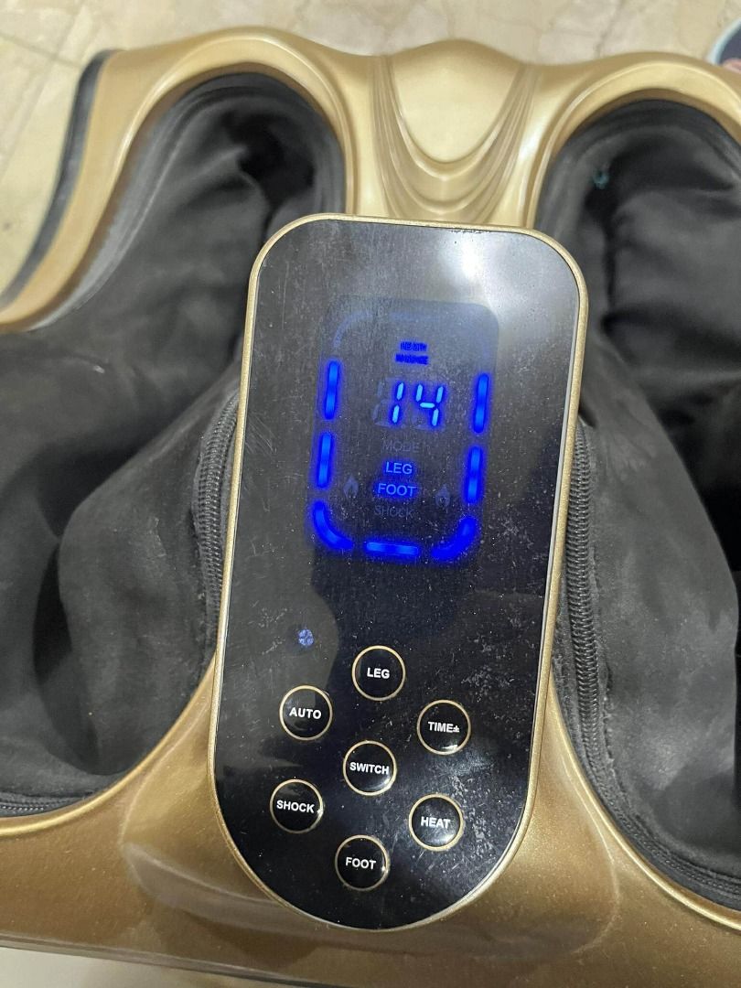 Foot Massage (Category: Massage Devices) located in Pasig City. Submitted by timothyfra75573 (Listing ID 1362211952, Image 3). Description: In good condition. Perfect while watching TV..