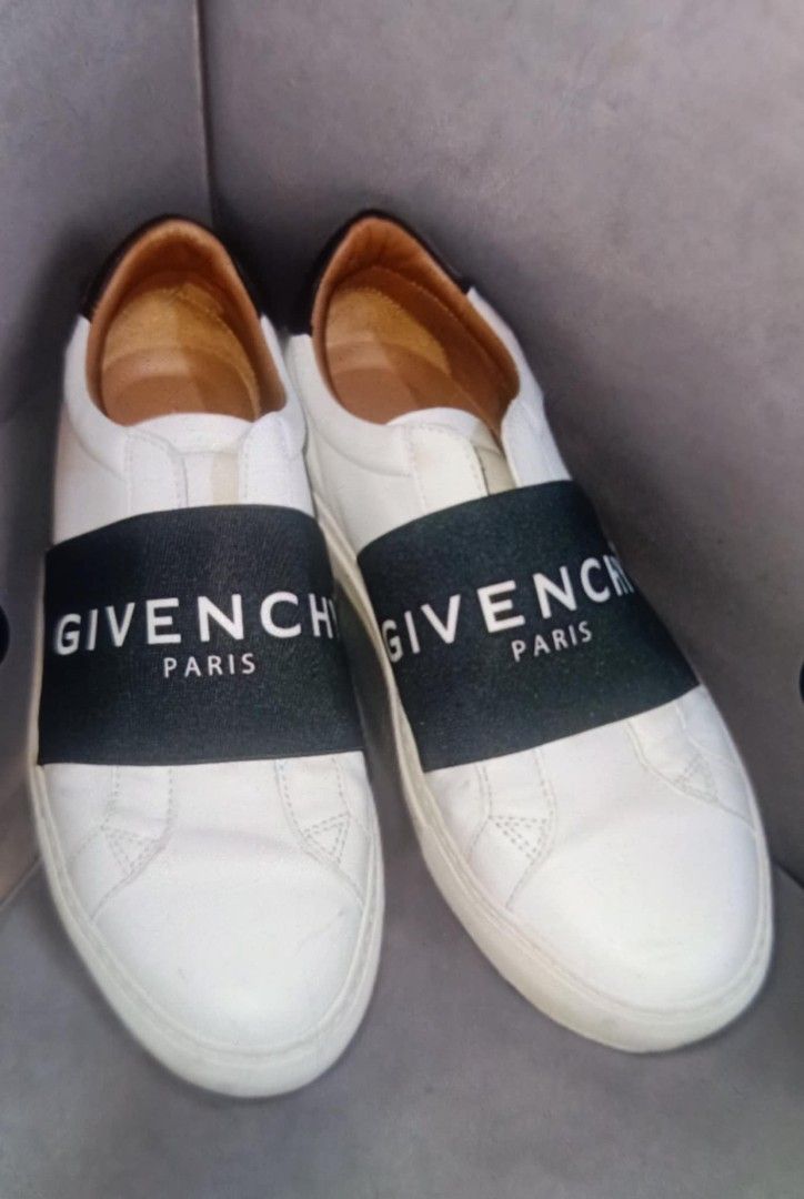 Givenchy Urban Street Sneakers (Category: Sneakers & Footwear) located in Vigan. Submitted by akashidrhyx29 (Listing ID 1362280294, Image 3). Description: Givenchy Urban Street Sneakers Size 39 Excellent Condition Direct message if interested I can send more photos and details. Thank you and God bless.☺️.