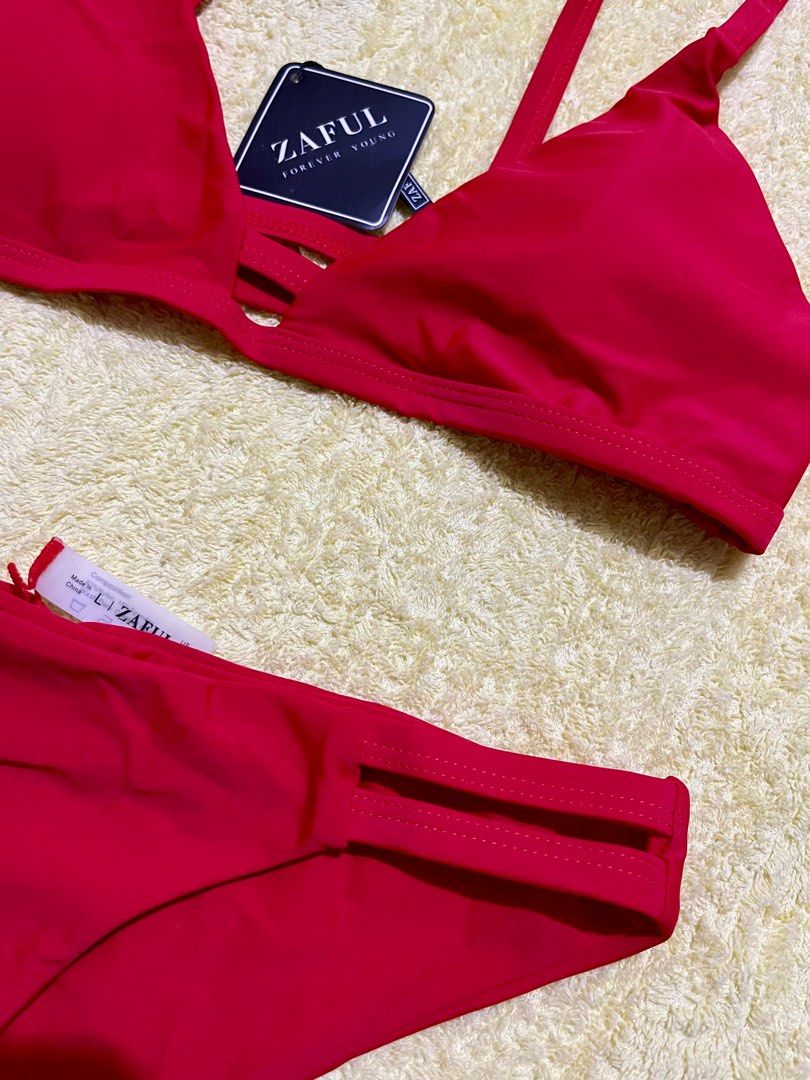 Hot Red Two Piece Swimsuit (L) (Category: Bikinis & Swimsuits) located in Muntinlupa City. Submitted by sarisariph_ (Listing ID 1362239999, Image 2). Description: •Zaful •Padded •Size: Large •Color may vary due toighting.