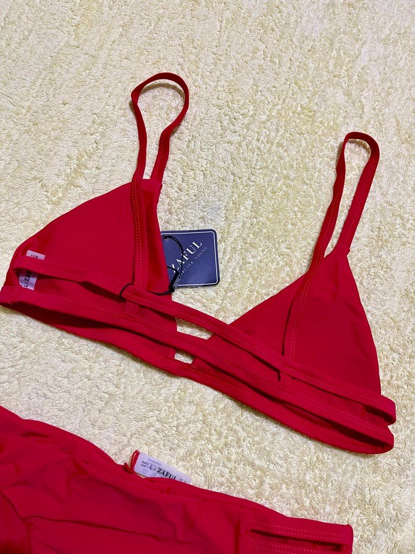 Hot Red Two Piece Swimsuit (L) (Category: Bikinis & Swimsuits) located in Muntinlupa City. Submitted by sarisariph_ (Listing ID 1362239999, Image 3). Description: •Zaful •Padded •Size: Large •Color may vary due toighting.