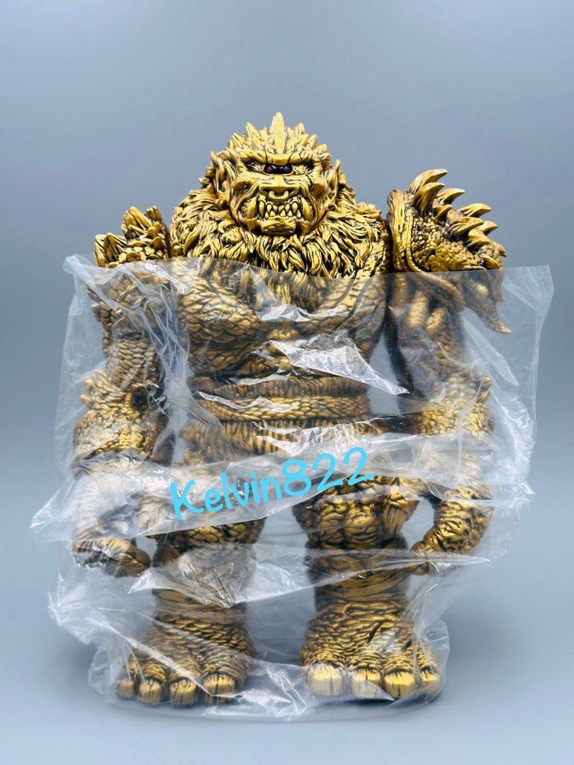 James Groman x Instinctoy Golden Kaiju Killer Art Toy Sofubi