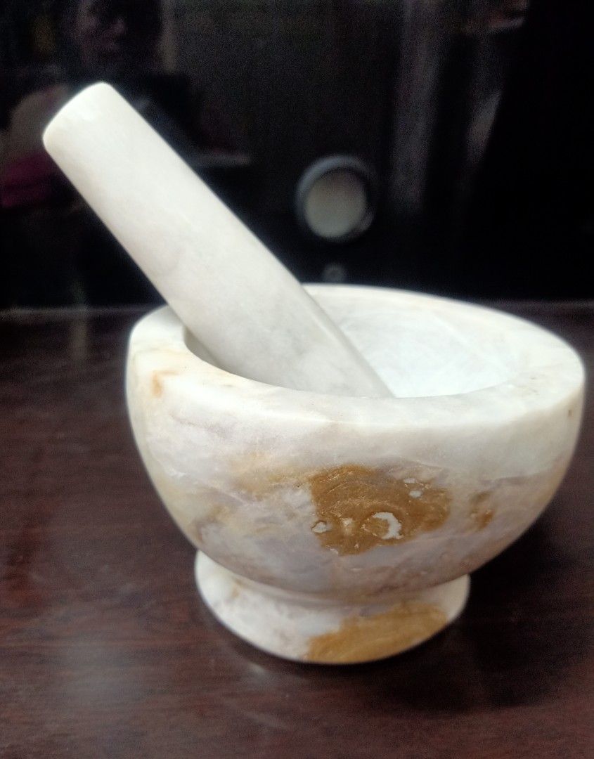 Marble Mortar and Pestle (Category: Cookware & Accessories) located in Las Pinas. Submitted by amie2021 (Listing ID 1362148224, Image 3). Description: .