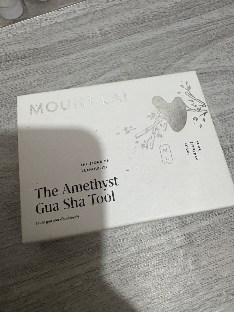 mount lai gua sha (Category: Face Care) located in Cabuyao City. Submitted by gemaicamarie (Listing ID 1362210592, Image 2). Description: ang expensive netoo tas nadrop ko, not sure if its fixable pa.