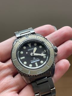 NEIGHBORHOOD × SEIKO NEIGHBORHOOD x Seiko Prospex Scuba Diver Collab | Hypebeast