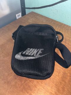 (Category: ) located in . Submitted by manulpreloved (Listing ID 1362252736, Image 1). Description: .