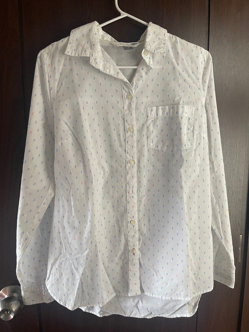 Old Navy Nautical White Long Sleeves (Category: Longsleeves) located in Makati City. Submitted by ablcn (Listing ID 1362129726, Image 1). Description: .