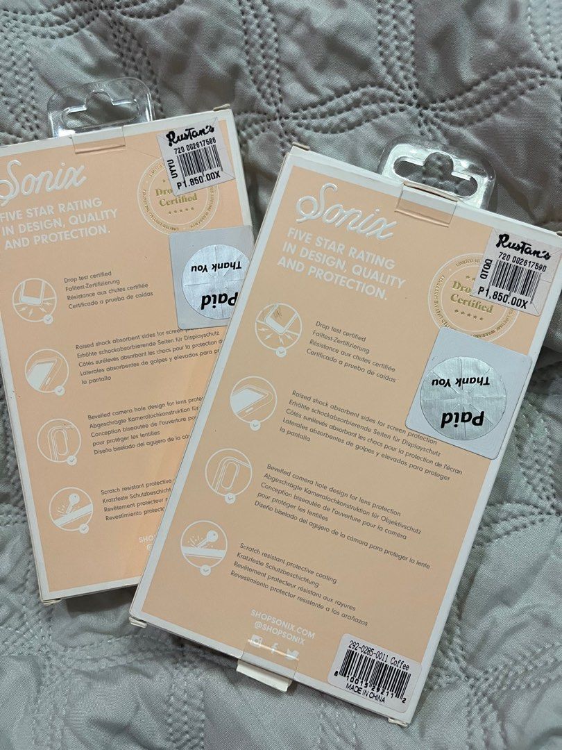 Original Sonix iPhone 11 Floral Case (Category: Cases & Sleeves) located in Antipolo. Submitted by abubot_antipolo (Listing ID 1362273931, Image 3). Description: Brand new, original Purchased in Rustan’s.