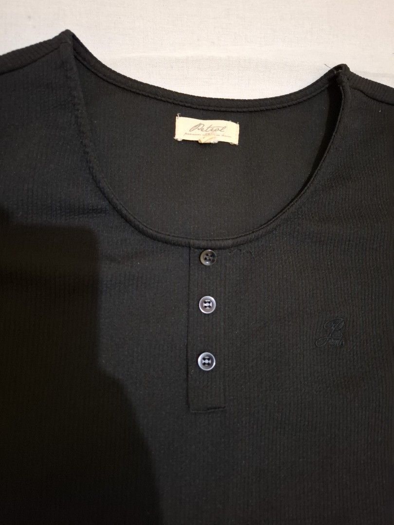 Petrol Cropped Shirt (Category: Shirts) located in Manila. Submitted by dm_ca (Listing ID 1348426968, Image 2). Description: Size L on tag.