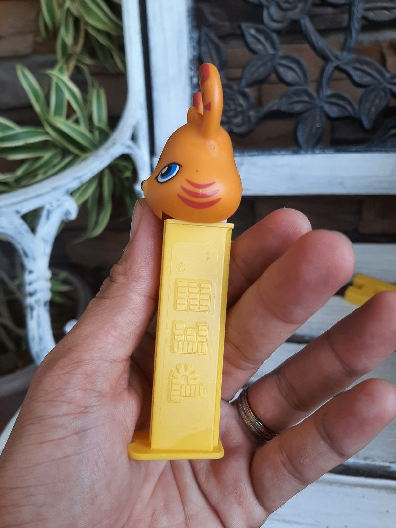 PEZ Moshi Monster ~ Katsuma ~ 2012 (Category: Designer & Blind Box Toys) located in Zamboanga. Submitted by lcomprendio26013 (Listing ID 1362250721, Image 2). Description: 👁PLEASE READ THE DESCRIPTION BEFORE YOU CHAT ME👍 Authentic Brand: Pez As is/WYSIWYG 📢📢pg hnd aq makarply dto sa carousel paki messge aq sa peysbuk SEARCH LZ FIGURE AND STUFF📢📢.