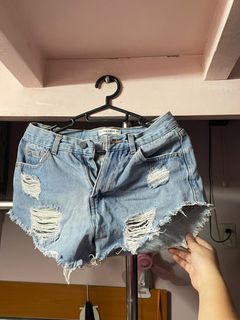 (Category: ) located in . Submitted by ftbellag (Listing ID 1362250333, Image 1). Description: .