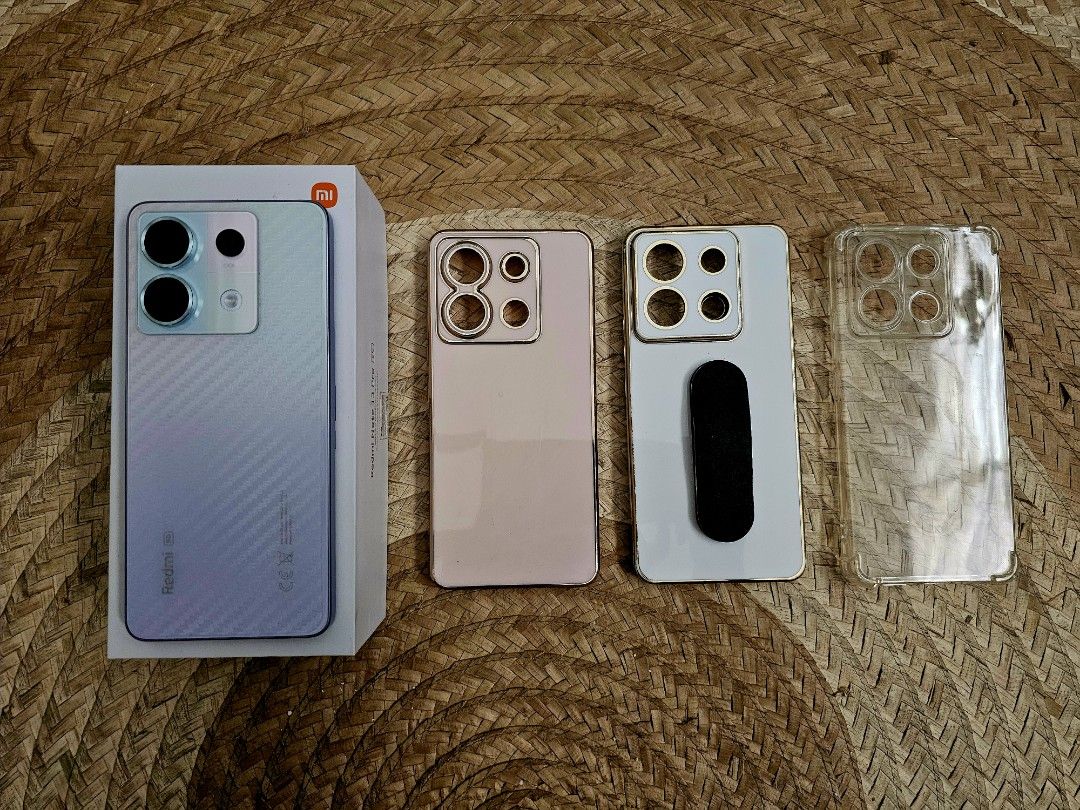Redmi Note 13 Pro 5g (Category: Android Others) located in Paranaque City. Submitted by justinyaptangco (Listing ID 1362125436, Image 1). Description: FOR SALE 💯💯💯 Redmi Note 13 Pro 5G Price: Php 13,000 Complete package Ram: 8+8 GB Storage: 256 GB Inclusions: Box, Original Cable (unused), Original Charger (unused), 3 cases Specs: https://www.mi.com/ph/product/redmi-note-13-pro-5g/ RFS: Spare Phone Meetups: Las Piñas, Alabang, MOA PM for More i
