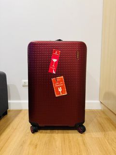 Samsonite Ruby Red Pixelon Medium Luggage Spinner Hard Case
