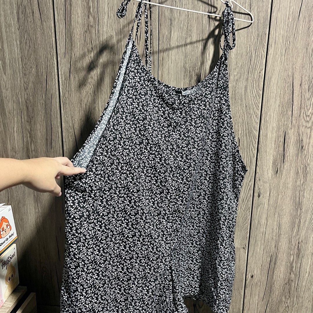 Shein Curve Romper - 1XL (Category: Rompers) located in Marikina City. Submitted by maya.declutters (Listing ID 1362229261, Image 3). Description: PERSONAL ITEMS / NOT FROM UKAY MOP: GCash / Bank Transfer Delivery: - Lalamove (7PM onwards) - J&T - Shipping fee will be shouldered by the buyer .