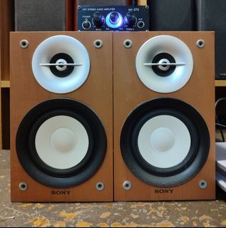 Sony 2 way bookshelf speaker with mini amplifier