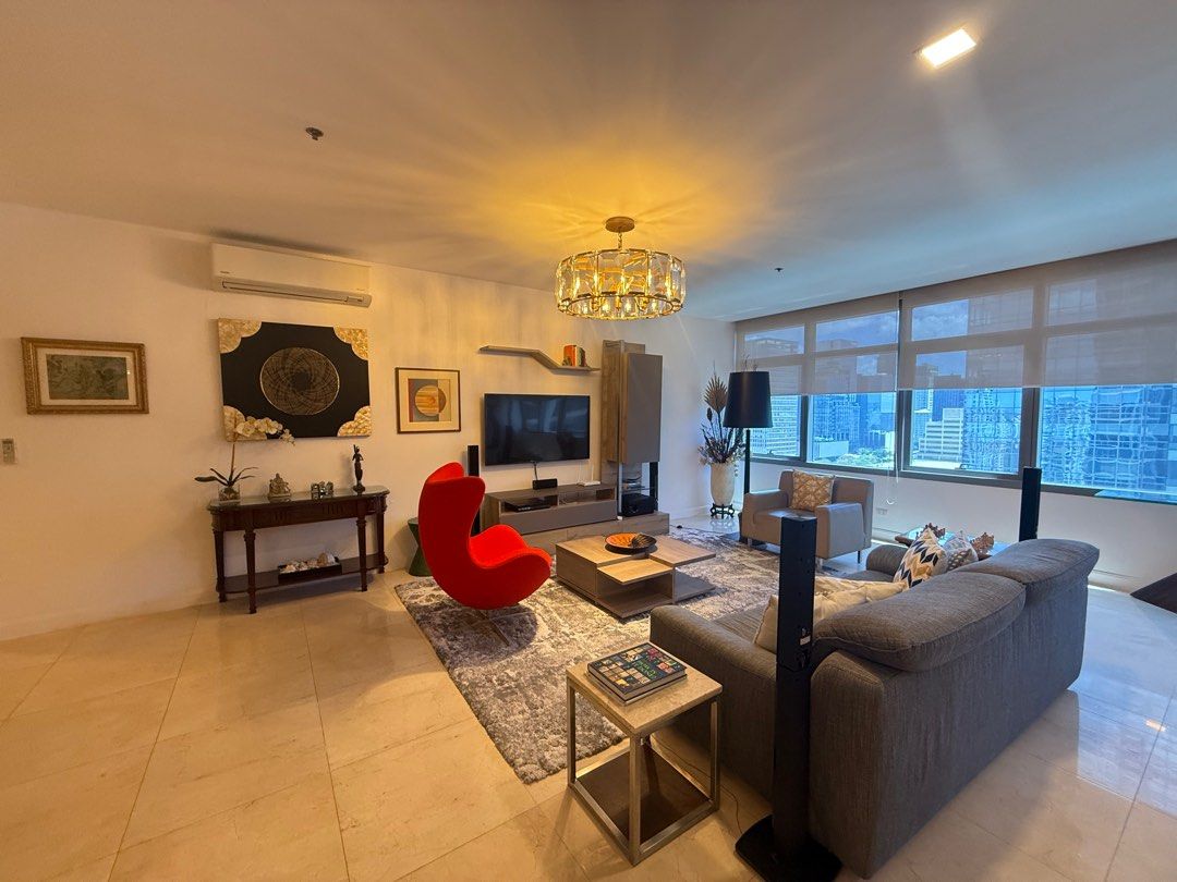 The Suites: 3BR BGC (Category: Apartments & Condos) located in Manila. Submitted by call_09053601049 (Listing ID 1362181896, Image 1). Description: **VERY RARE UNIT!!!* *FOR SALE & FOR LEASE** *THE SUITES at FORT, BGC* **UNIT#19C* *Brand New 3BR Grand Suite unit** Luxuriously Fully Furnished Condo FOR LEASE: P450,000/month inc Dues & 1 Parking slot +12% VAT if OR Is required; *FOR SALE: P168M Gross* Unit Specs: 250 SQM 19th floor; 3BRs with 3 En 
