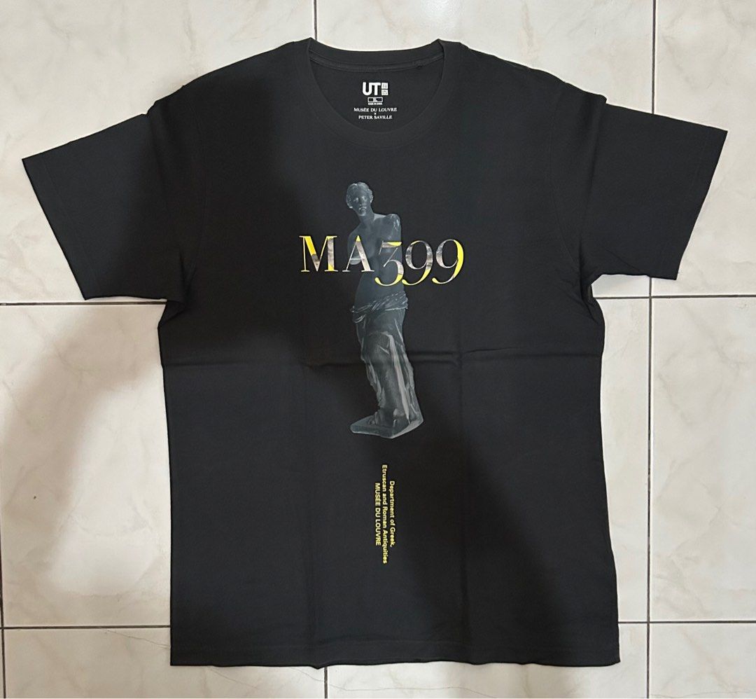 Uniqlo Shirt (Category: Tshirts & Polo Shirts ) located in Pasig City. Submitted by yel0821 (Listing ID 1362165628, Image 1). Description: .