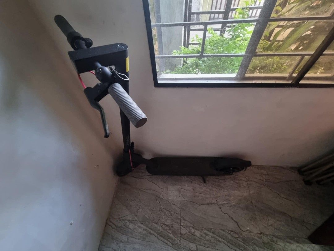 Xiaomi mi Scooter 4 Pro (Category: Skates, Rollerblades & Scooters) located in Tanay. Submitted by eulaaaaa (Listing ID 1362246687, Image 3). Description: Xiaomi mi Scooter 4 Pro with original charger RFS: Di nagagamit..